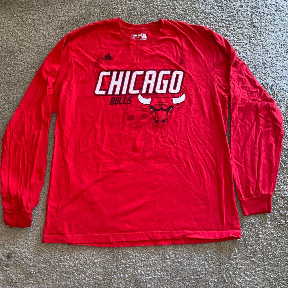 Men’s Red Chicago Bulls Adidas “The Go-To Tee” Long-sleeve Shirt Size XL